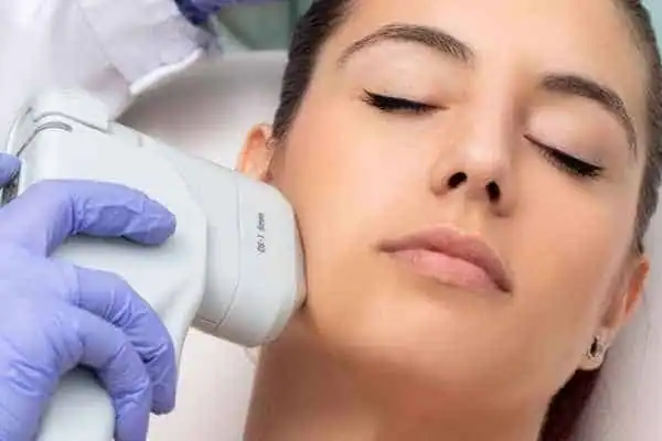 Image of woman having HIFU Bellshill treatment