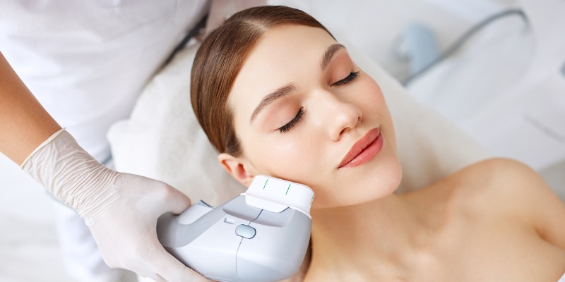 How Fat Freezing and HIFU Work Together? 4 book a personalised consultation of Fat Freezing and HIFU Together Bellshill